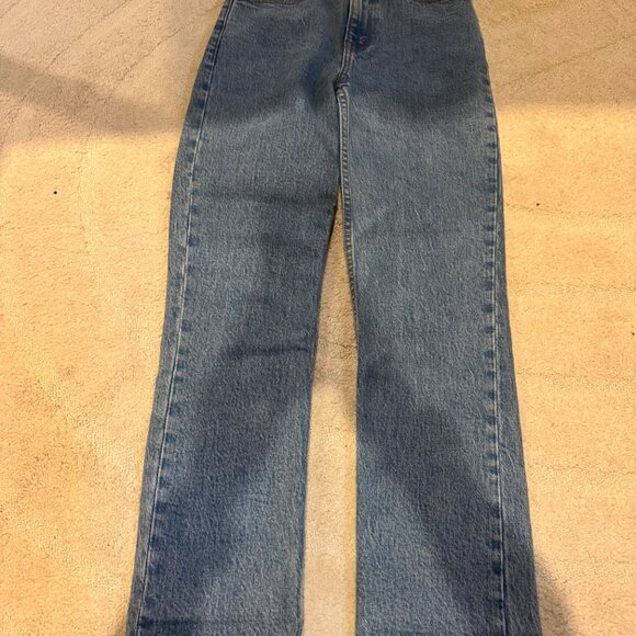 Abercrombie & Fitch The 90s Straight Ultra High Rise - Short - Picture 6 of 11